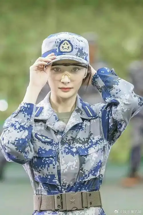 素颜状态的杨幂却似乎变得更加漂亮了……|杨幂|真正男子汉_新浪新闻