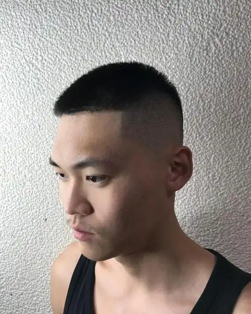 越剪越帅气男生发型17款,清爽时尚显精神,看完忍不住想剪同款