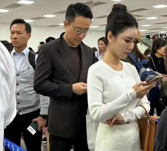 汪小菲团队在韩国英语交流|张兰|周杰伦|具俊烨|情感主播_网易订阅