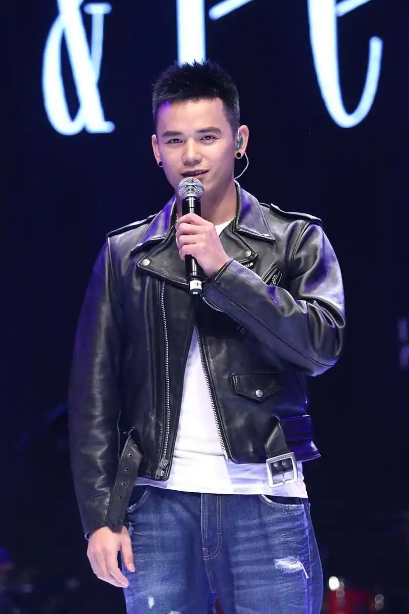 中国好声音亚军张恒远因病去世#   张恒远,中国好声音第二季亚军得主