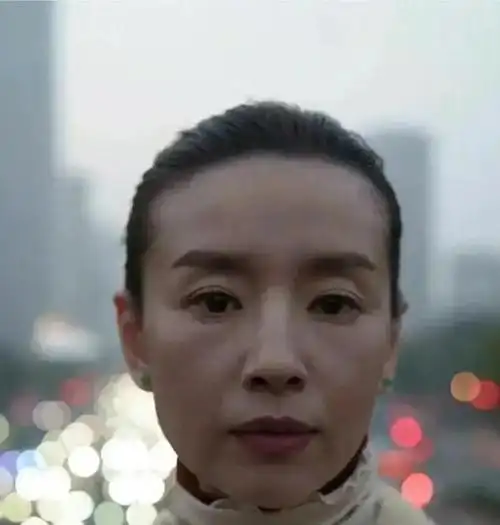 董洁的一组素颜图完美诠释何为优雅地老去