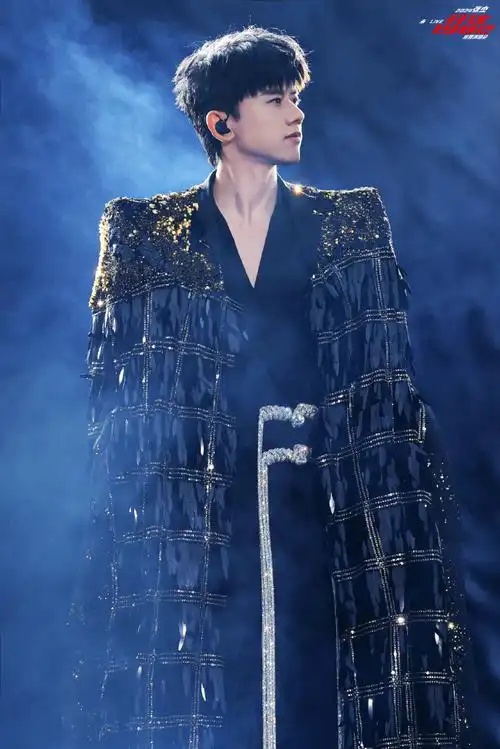 张杰 歌手总决赛#@张杰的鸟巢演唱会八连开即将发车!