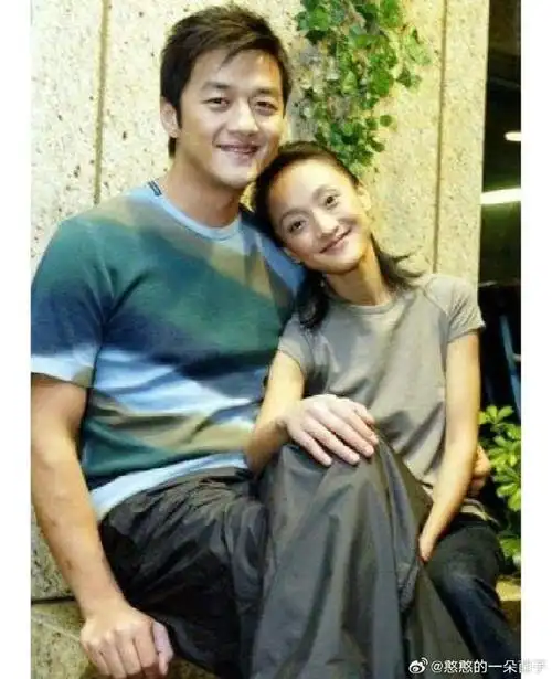 49岁的周迅,经历了8段恋情1段婚姻,现在又回到了起点,如今无儿无女