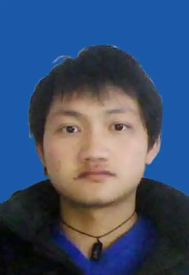 谁能帮我吧普通照片弄成蓝底的证件照?