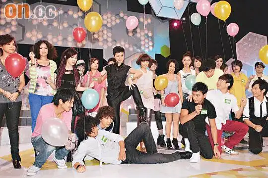 何韵诗坦承知道好友傅颖被谁骗情