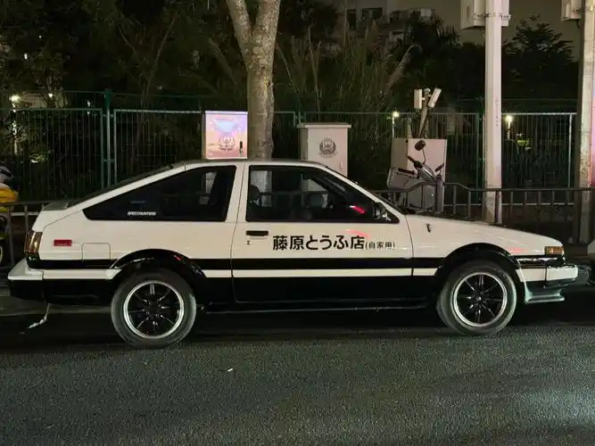 晚上散步偶遇ae86_丰田86社区_易车社区