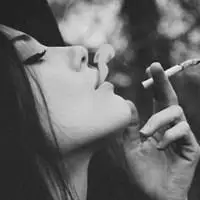 吸烟忧愁微信头像伤感吸烟男女头像大全点击鼠标右键下载