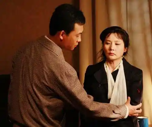 《枪声背后》北京上星 何赛飞张译名师出高徒