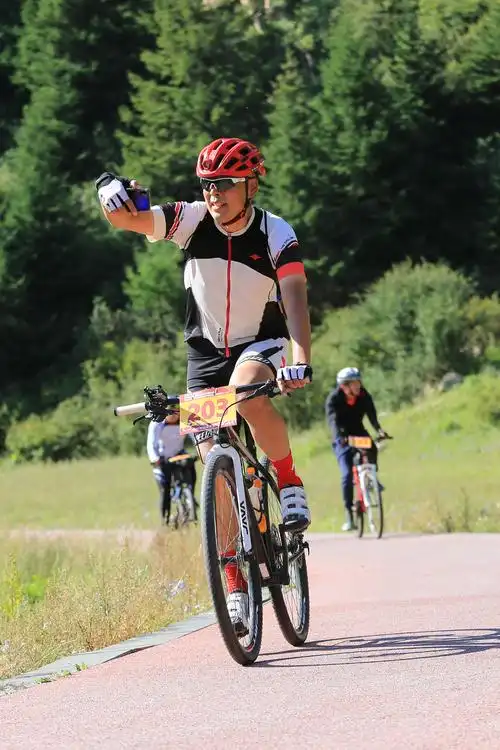 美骑100.芦芽山自行车挑战赛