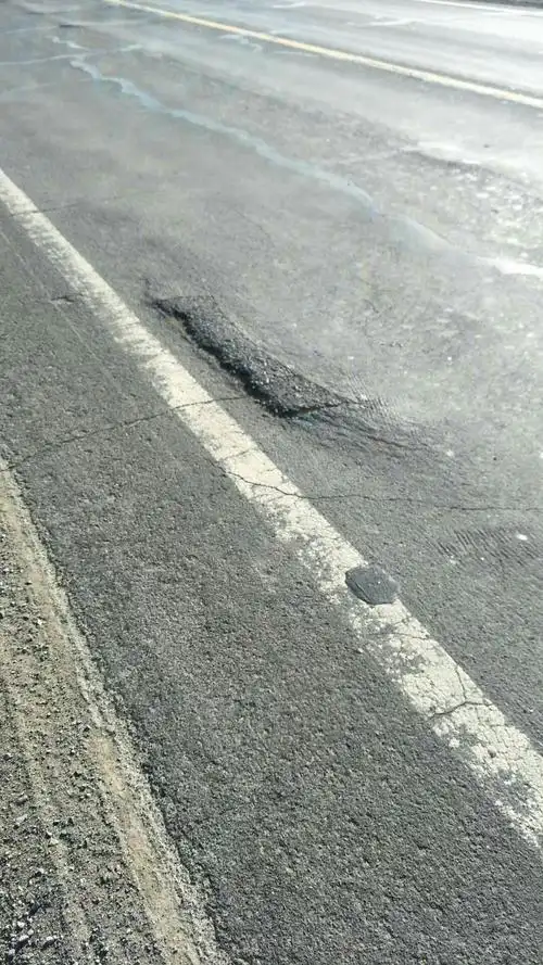 s101线k520 200,主要病害:拥包,车辙.