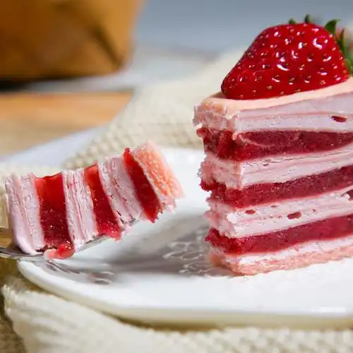 焙尔妈妈草莓千层蛋糕新鲜水果奶油生日蛋糕网红西式糕点