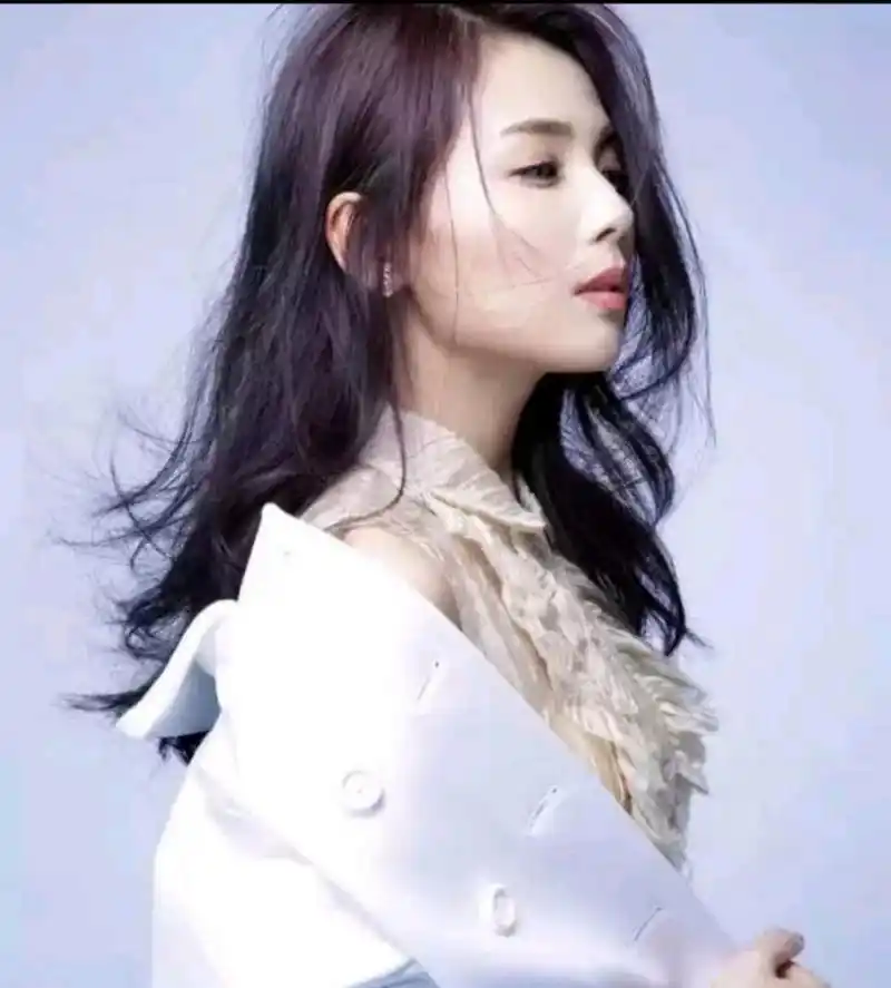 1,马伊琍长发造型多半是要演受气包,短发造型就是爽飒事业女.