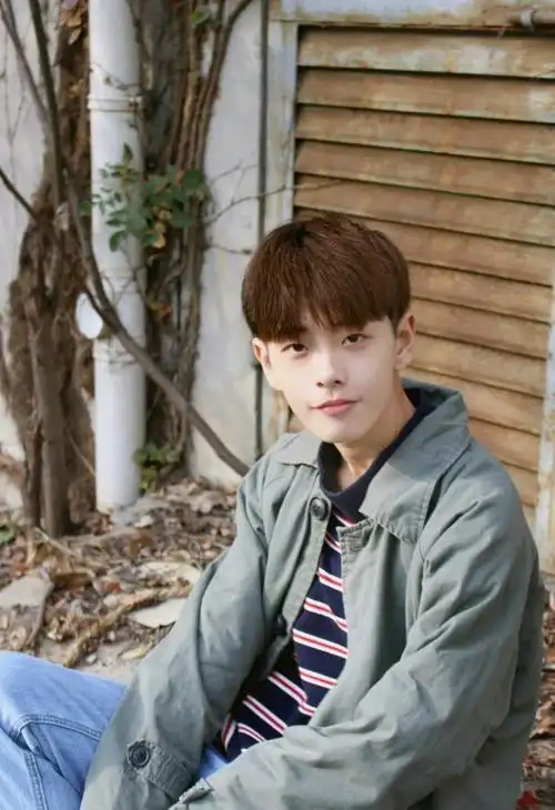 帅帅哒 by森彧-pcy