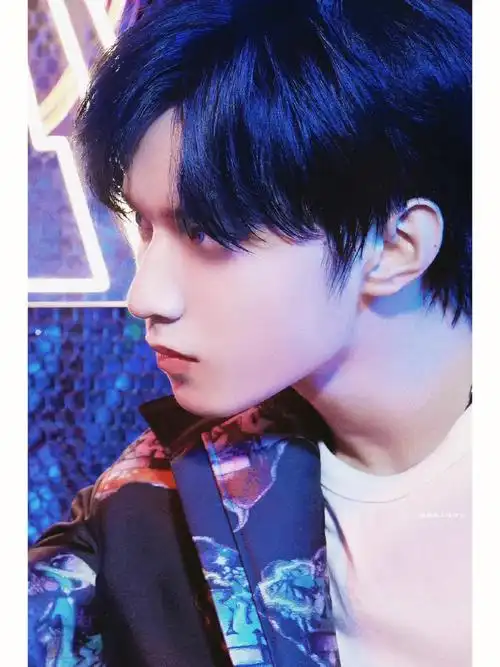 刘耀文拽拽狼王上线