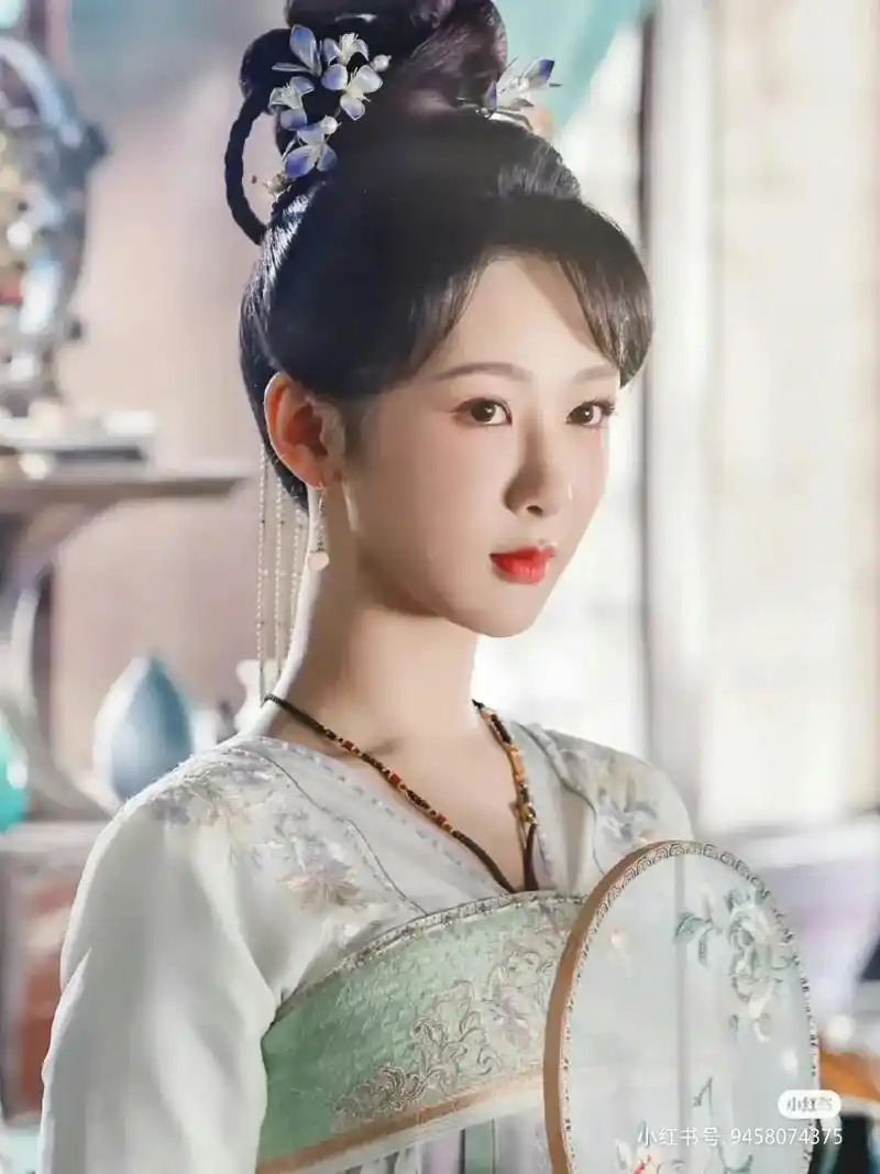 杨紫古装好好看如果你们有喜欢图片关注我私信送给你哦