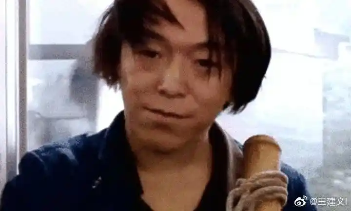 黄渤的(爱与愁)