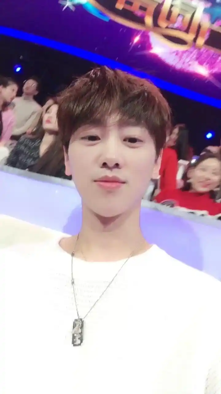 c  关注 win宜妹妹  2月12日 00:54 来自 iphone客户端 #魏巡异口同声