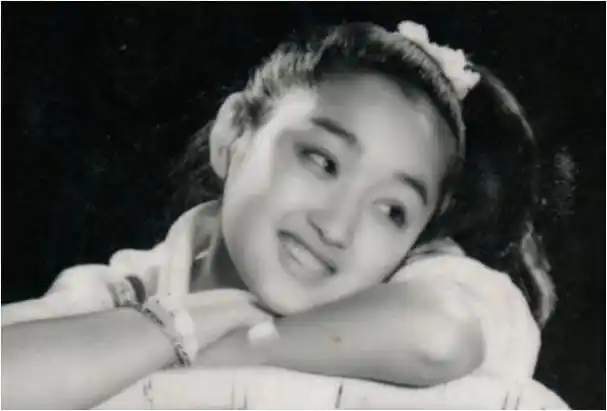 "当被问及对与赖文峰的爱情有何看法时,杨钰莹这样回答.