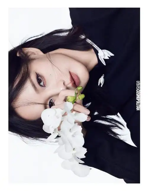 李一桐杂志大片李一桐这一身造型真的别太帅太酷