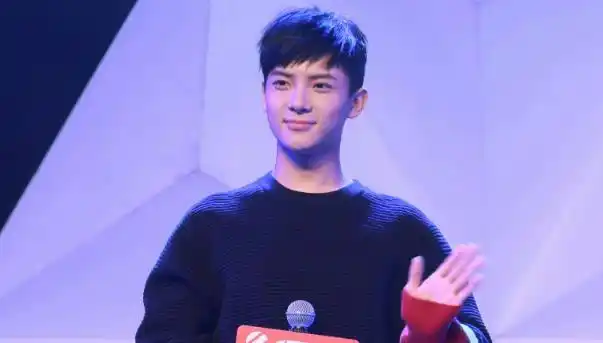 吴俊余的女朋友是谁吴俊余真实身高