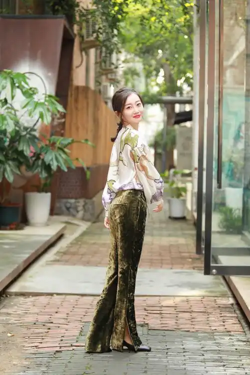 p data-id="go045yhx79">陈嘉男,1993年9月24日出生于 a target="