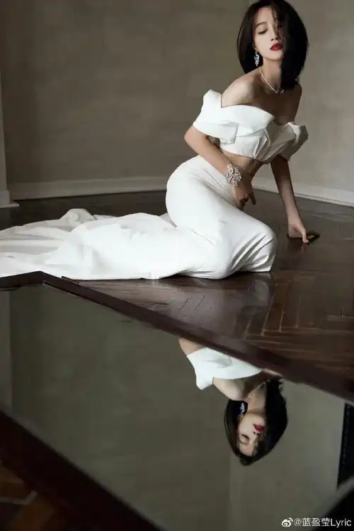 蓝盈莹的腹肌##上海电影节