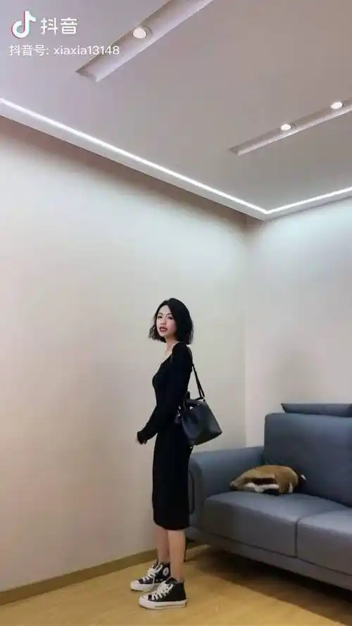 百搭显瘦身高158体重80斤