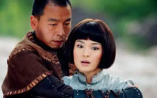 荧屏硬汉王挺从警察到演员王挺的成功离不开他的妻子