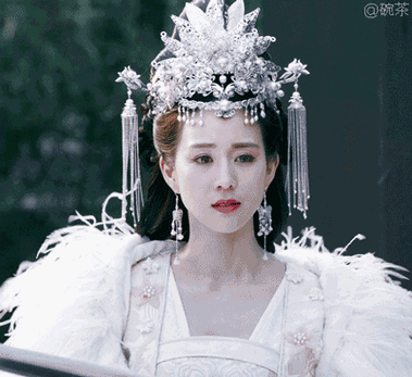 她36岁美成少女,被彭于晏直呼是女神!_张钧甯