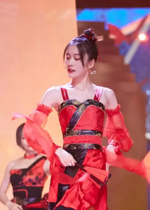 张雪迎侠女造型##张雪迎古风唱跳##湖南卫视618晚会