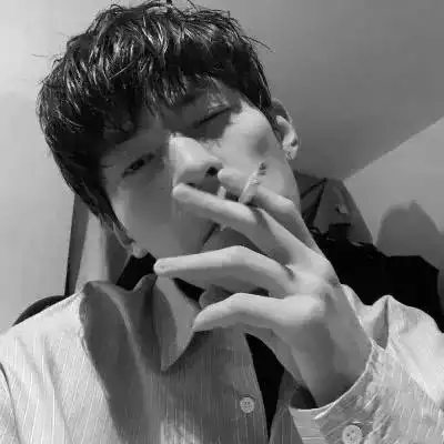 头像男ins高级质感黑白帅气图片_男生头像_头像屋