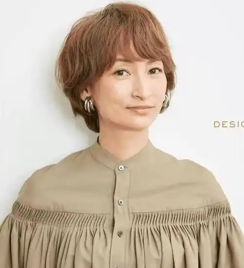 到了50,60岁,尽量少选这3款"大妈短发",另外3款更减龄_头发_女性_发型