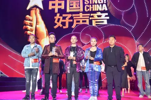 《中国好声音》新疆阿克苏温宿赛区总决赛,蔡治勇摄. - 美篇