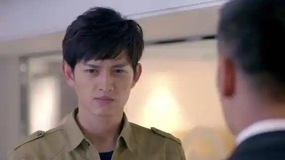 麻辣变形计白鲨拒不承认错误还想狡辩教官怼得他哑口无言