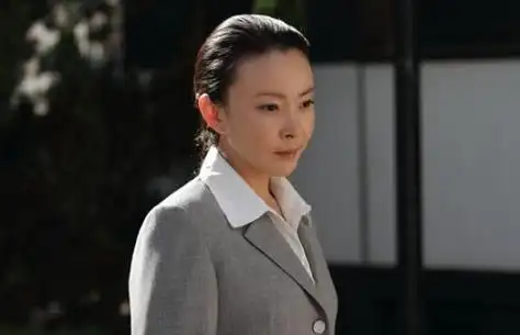 央视转型做演员,爱过孙红雷