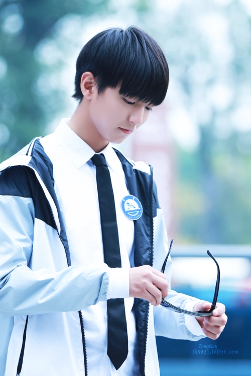 王俊凯# 160330超少年密码