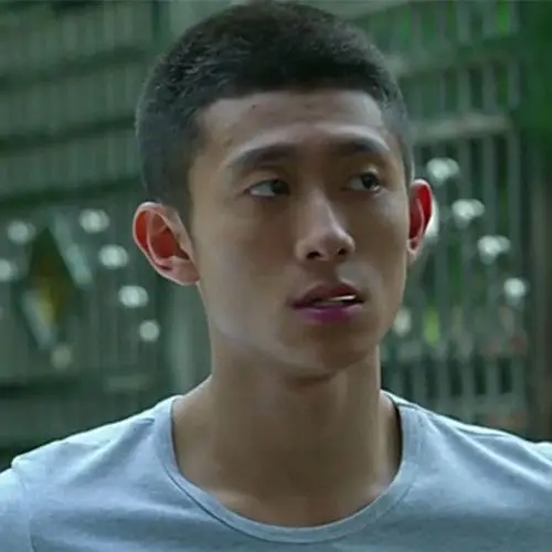 图夏东海微博赞张一山余罪的神演技支持儿子的新片