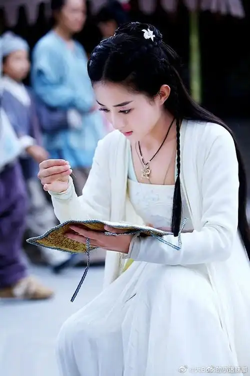 赵丽颖花千骨绝了啊啊啊好好看小骨头安利安利