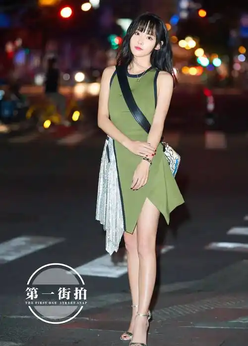 张嘉倪女神的高跟鞋_凉鞋_图片_明星