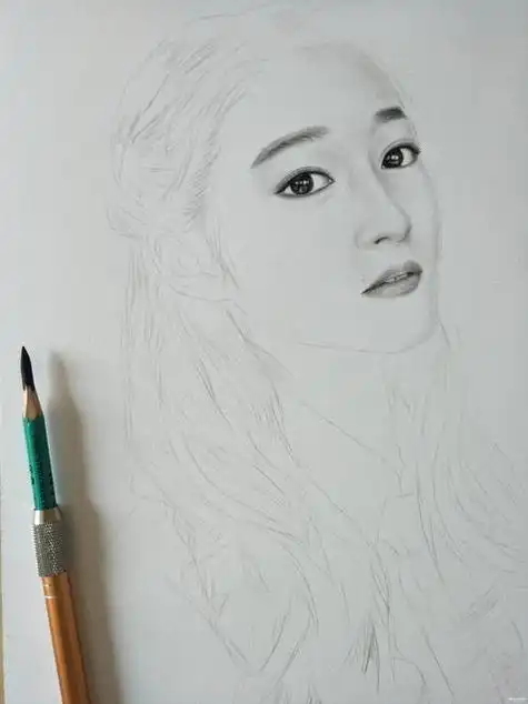 怎样画关晓彤的简笔画