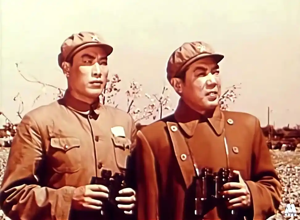 电影《战上海》,丁尼王润身主演,"向大上海前进"让人热血沸腾