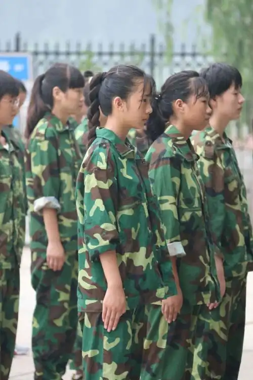 【开学第一课】安阳县实验中学军训掠影