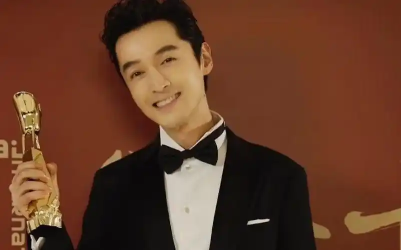 胡歌 金爵奖影帝 80后唯一一个国际a类电影节影帝 准满贯视帝