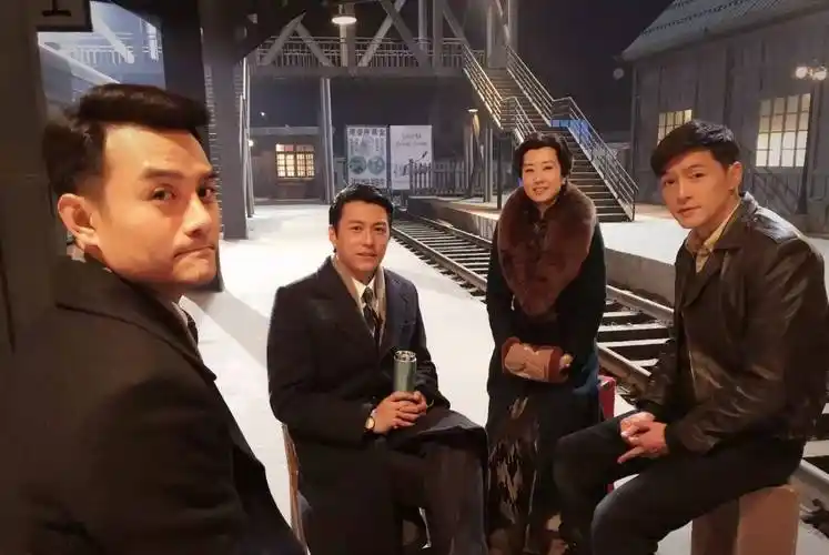 《伪装者》播出6年,"明家三兄弟"演技陷入瓶颈,戏路太窄|大江大河|琅