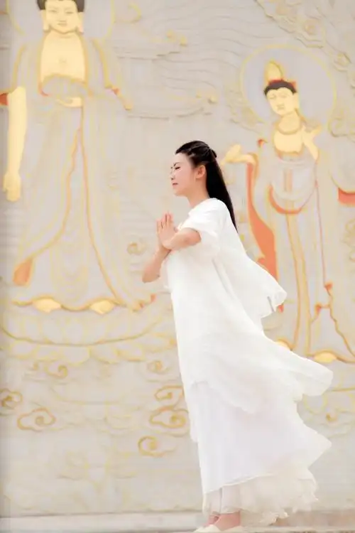 歌手任妙音是哪年出生的