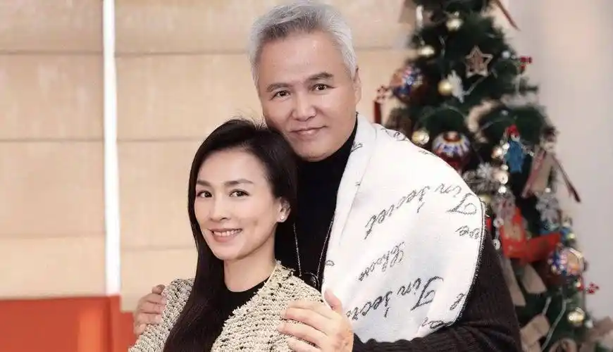 别再说张庭老公丑了,看看他年轻时候的样子,难怪张庭这么爱他_林瑞阳