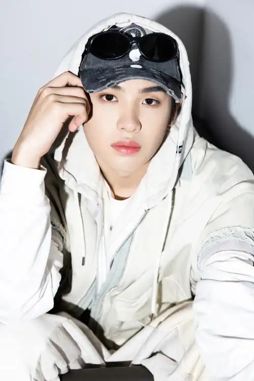 98全能艺人黄明昊@jjjustin0219 98新生代创作歌手98综艺开心果