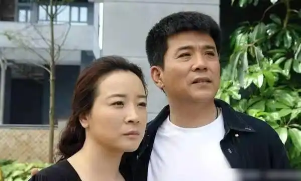 陈小艺和导演刘惠宁结婚23年分居十多年婚内传过两次绯闻