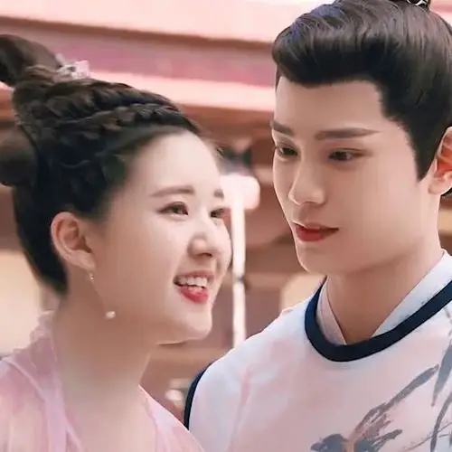 《传闻中的陈芊芊》赵露思丁禹兮头像