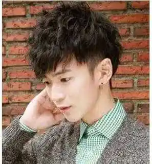 男士烟花烫短发发型图片烟花烫短发这样扎最个性